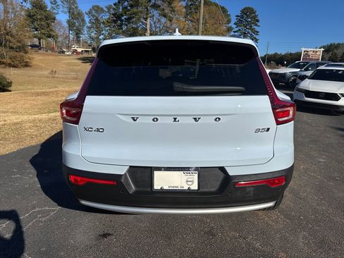Certified 2025 Volvo XC40 B5 Ultra w/ Protection Package image 5