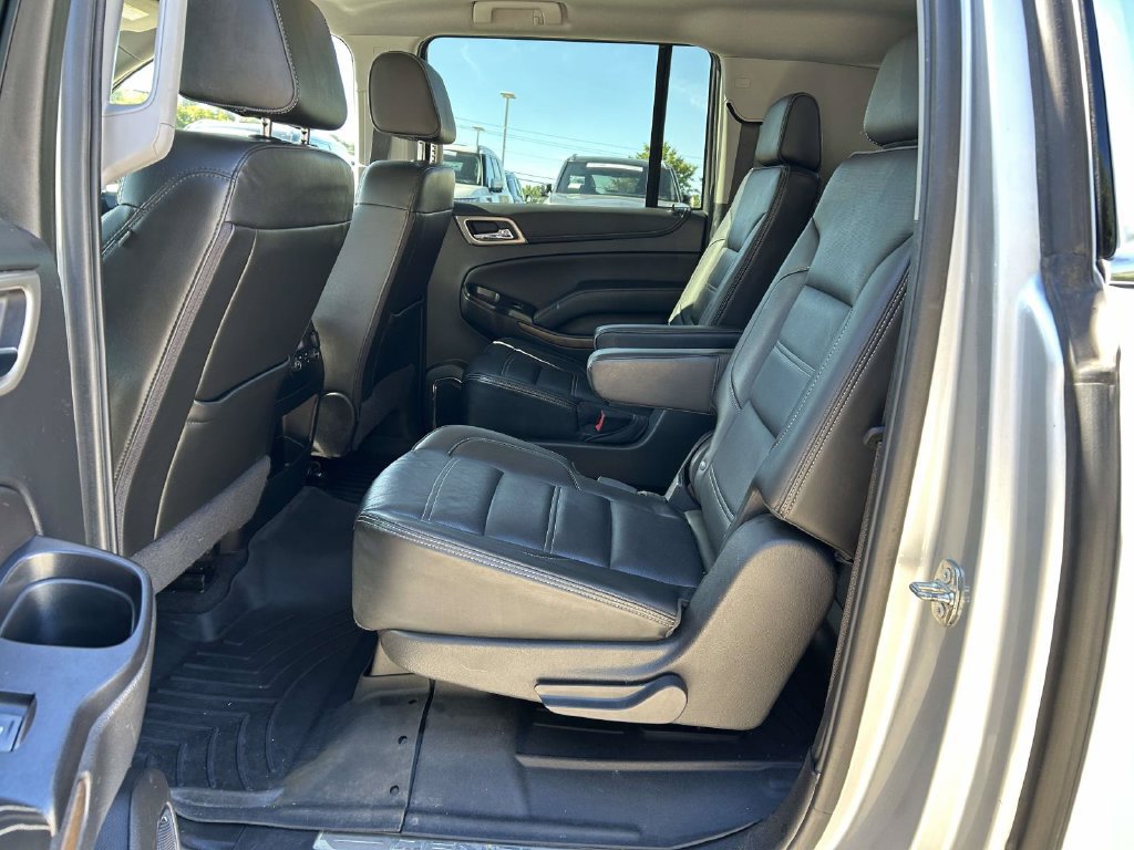 Used 2020 GMC Yukon XL Denali AWD/4WD image 13