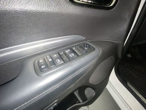 Used 2019 Dodge Durango R/T RWD image 13