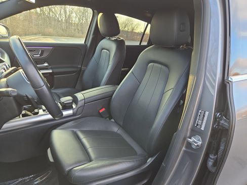 Used 2021 Mercedes-Benz GLA 250 GLA 250 image 13