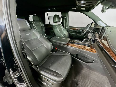 Used 2022 Cadillac Escalade Premium Luxury w/ Performance Package AWD/4WD image 39