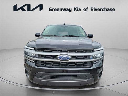 Used 2024 Ford Expedition Max XLT image 2