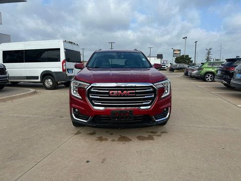 Used 2022 GMC Terrain SLT AWD/4WD image 2