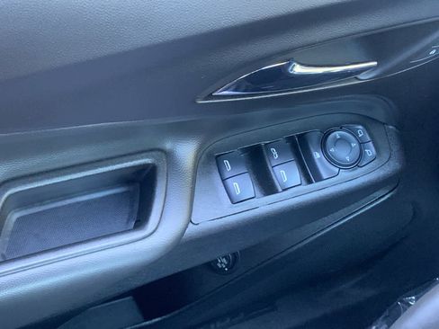 Used 2024 Chevrolet Equinox LT image 24