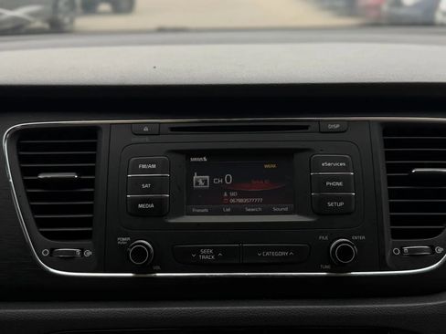 Used 2016 Kia Sedona LX w/ LX Convenience Package FWD image 26