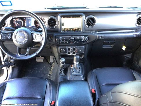 Used 2021 Jeep Gladiator Sport image 9