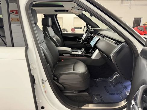 Used 2022 Land Rover Range Rover SE AWD/4WD image 48