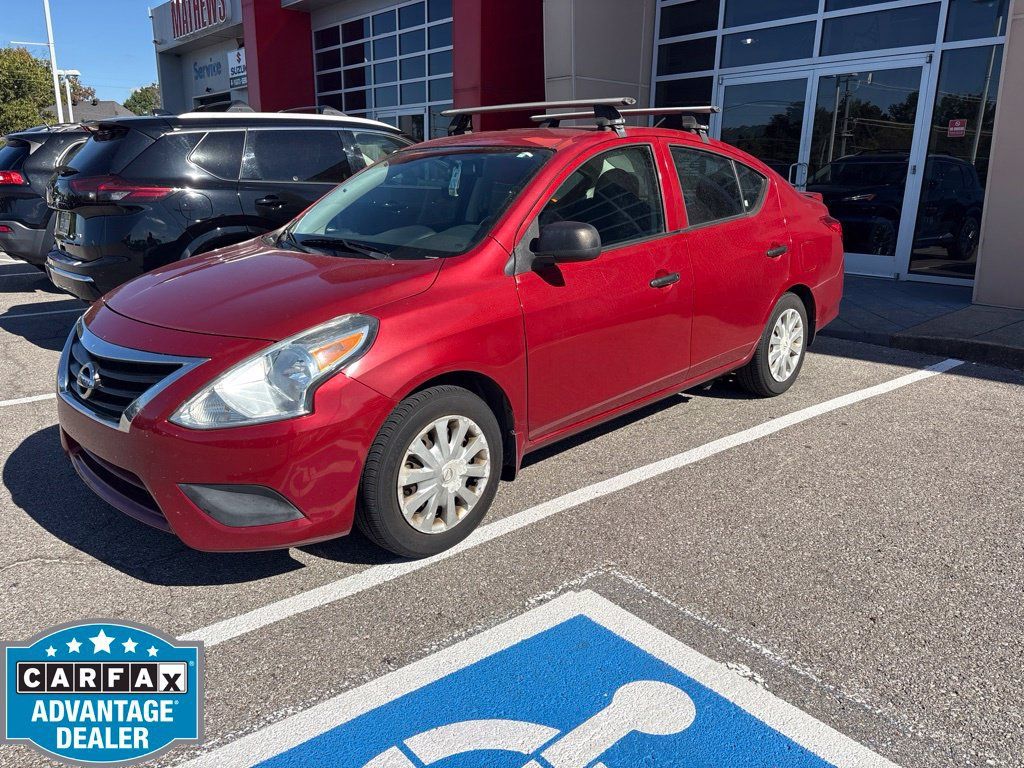 Used 2015 Nissan Versa S Plus FWD image 1