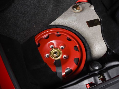 Used 1988 Porsche 911 Carrera RWD image 39