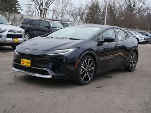 New 2026 Toyota Prius Plug-In Hybrid image 4
