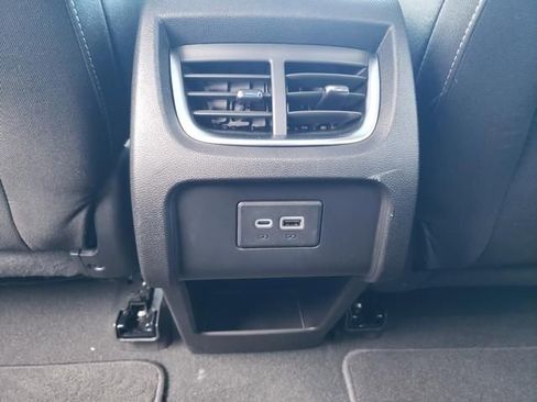 Used 2024 Chevrolet Blazer LT image 13