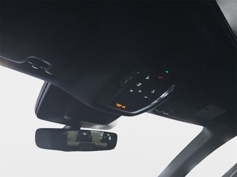 New 2025 Audi Q6 e-tron Premium image 20