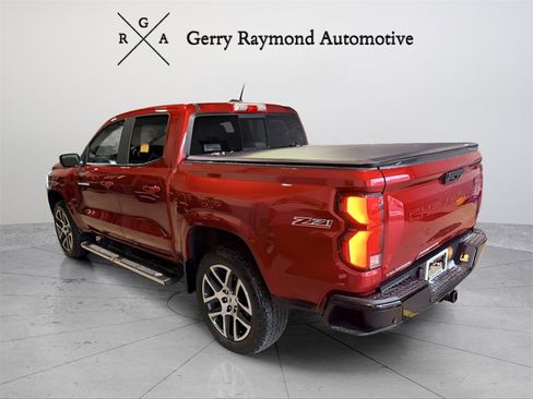 Used 2024 Chevrolet Colorado Z71 w/ Z71 Convenience Package 2 image 4
