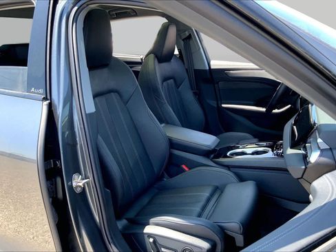 Used 2026 Audi A6 Premium Plus w/ Premium Plus Package AWD/4WD image 8