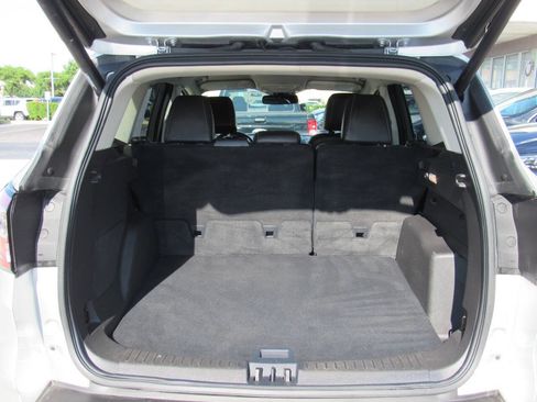 Used 2017 Ford Escape Titanium FWD image 37
