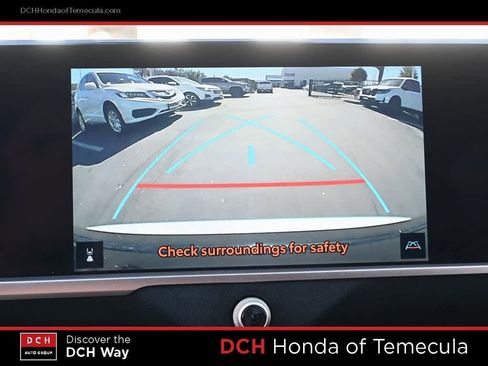 Used 2023 Toyota Crown Limited image 12