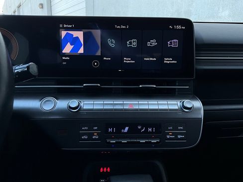 Used 2025 Hyundai Kona SEL image 27