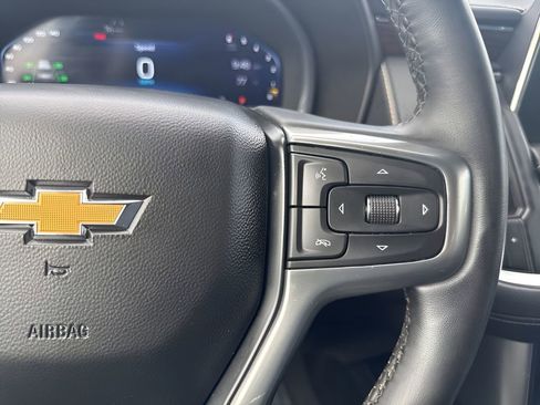Used 2023 Chevrolet Suburban Premier RWD image 18