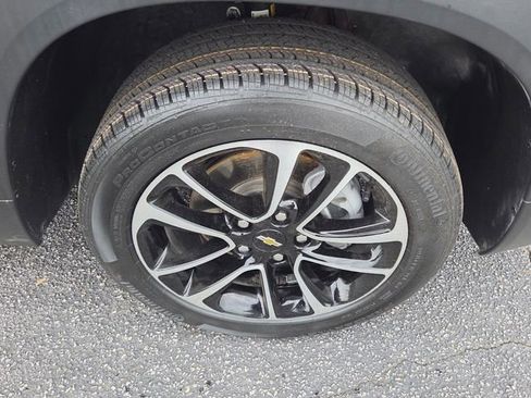 Used 2025 Chevrolet TrailBlazer LT AWD/4WD image 18
