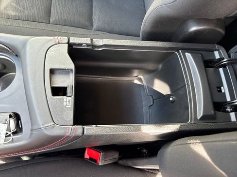 Used 2025 Dodge Durango GT AWD/4WD image 26