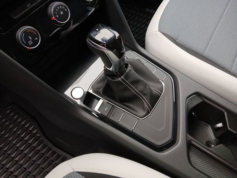 New 2025 Volkswagen Taos S image 22