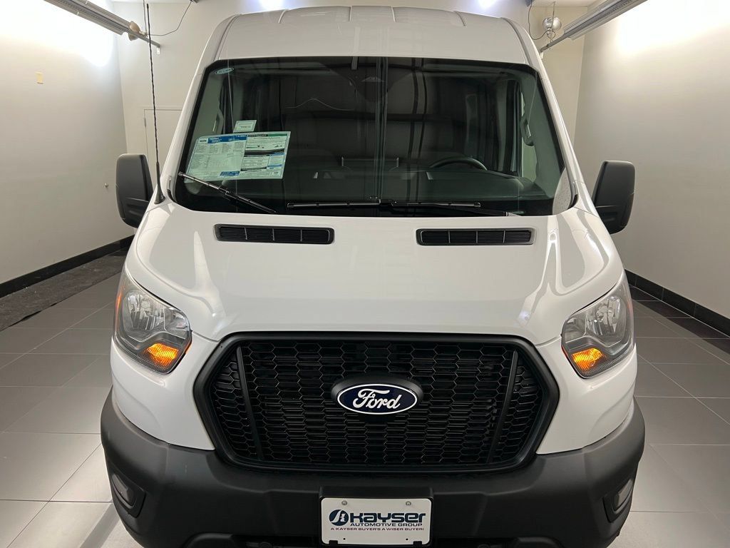 New 2026 Ford Transit 250 148 Medium Roof RWD image 2