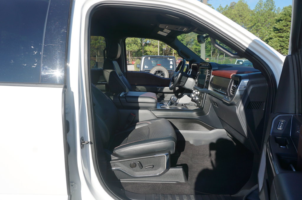 Used 2022 Ford F150 Lariat AWD/4WD image 16