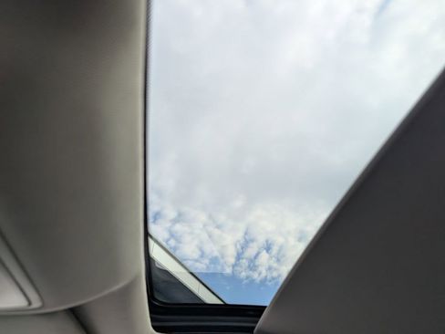 Used 2024 Acura RDX SH-AWD w/ Advance Package image 4