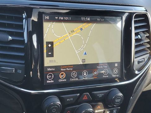 Certified 2020 Jeep Grand Cherokee Altitude image 19