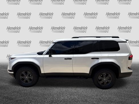 Used 2024 Lexus GX 550 AWD/4WD image 9