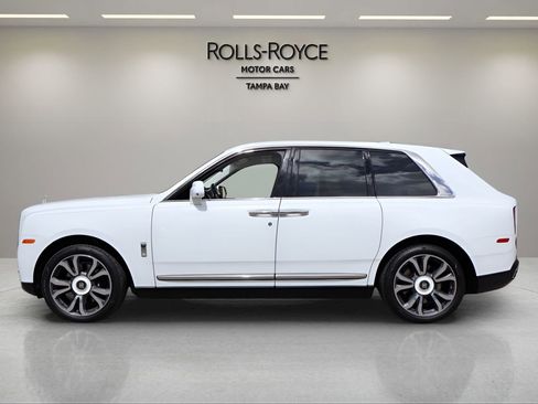 Certified 2023 Rolls-Royce Cullinan AWD/4WD image 3
