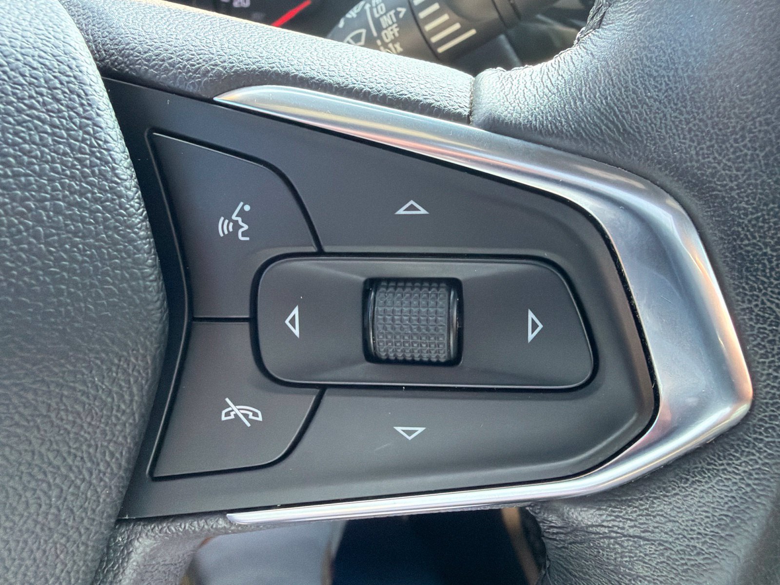Used 2021 Chevrolet TrailBlazer ACTIV w/ Sun and Liftgate Package AWD/4WD image 18