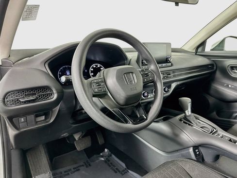 Used 2025 Honda HR-V LX image 10