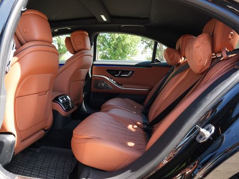 Used 2026 Mercedes-Benz S 580 4MATIC Sedan image 19