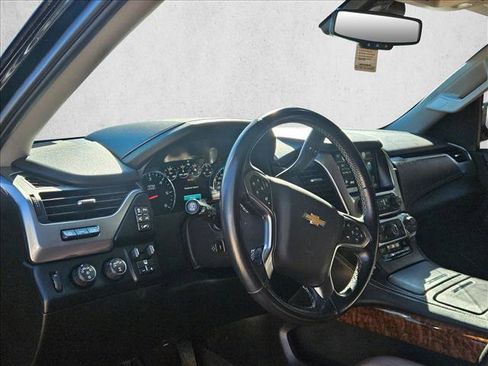 Used 2019 Chevrolet Tahoe Premier w/ Premier Plus Edition image 10
