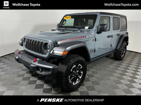 Used 2025 Jeep Wrangler Unlimited Rubicon AWD/4WD image 1