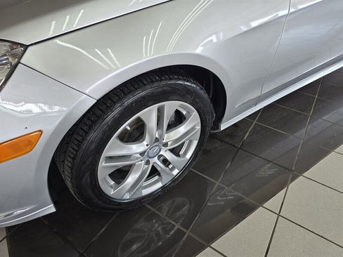 Used 2011 Mercedes-Benz E 350 4MATIC Wagon image 34