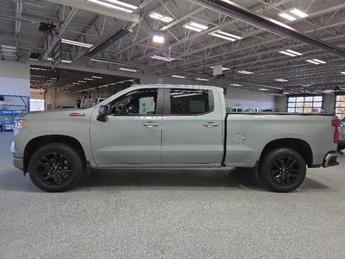 Used 2024 Chevrolet Silverado 1500 RST AWD/4WD image 4