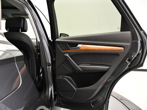 Certified 2023 Audi Q5 2.0T Premium w/ Convenience Package image 51