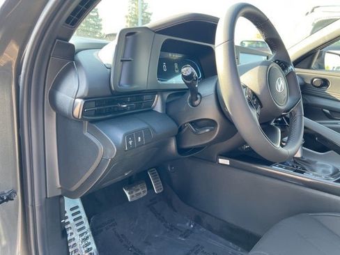 New 2026 Hyundai Elantra SEL Sport Premium image 10