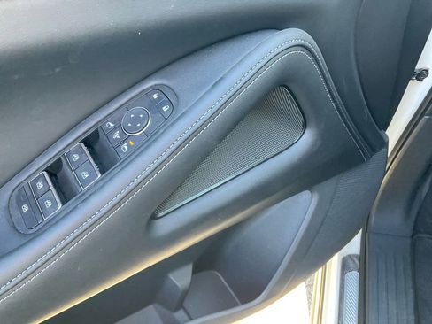 Used 2025 INFINITI QX60 Pure image 14