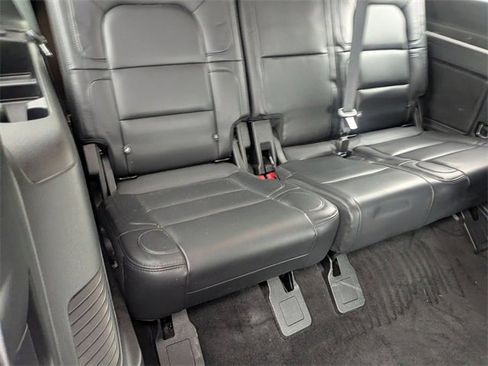 Used 2021 Lincoln Navigator Reserve image 23