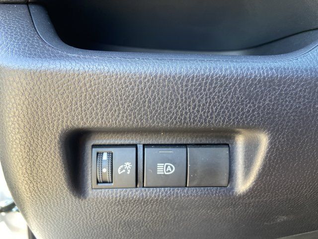 Used 2025 Toyota RAV4 LE AWD/4WD image 44