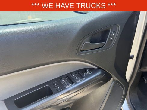 Used 2020 Chevrolet Colorado W/T w/ WT Convenience Package AWD/4WD image 14