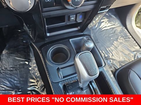 Used 2022 Toyota 4Runner TRD Off-Road Premium w/ TRD Black Wheel Package (TMS) AWD/4WD image 23