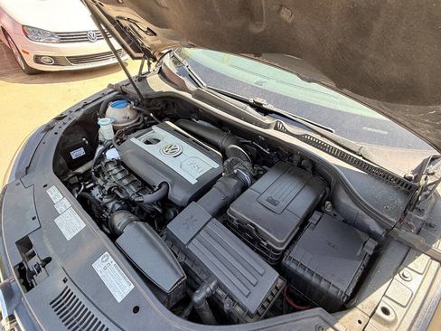 Used 2012 Volkswagen Eos Komfort FWD image 51