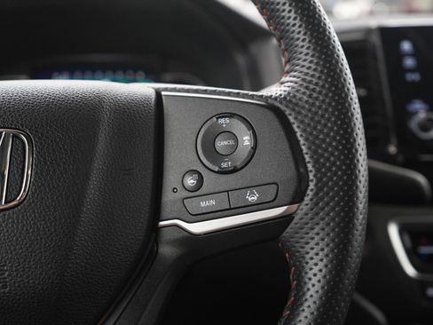 Used 2022 Honda Pilot TrailSport image 27