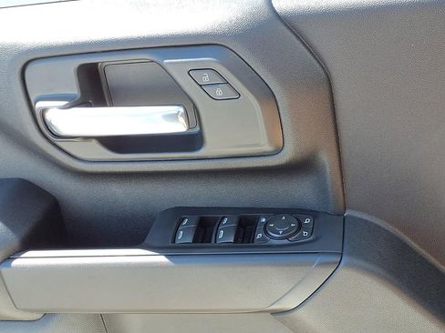 New 2026 Chevrolet Silverado 2500 Custom w/ Custom Convenience Package image 20