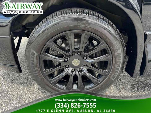 Used 2021 Chevrolet Express 2500 w/ Enhanced Convenience Package RWD image 29