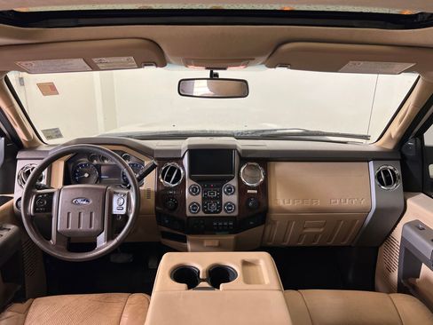 Used 2016 Ford F250 Lariat w/ Chrome Package image 14